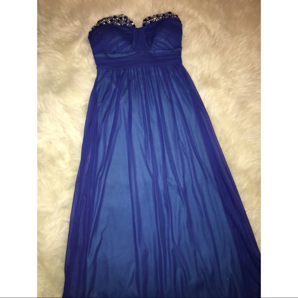 Prom Dress - Picture 2 of 3